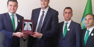 Adem Ertaş’a GÜÇ Plaketi