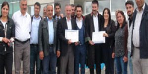 HDP Milletvekilleri Mazbatalarını aldı