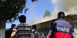 İş Yerinde Çıkan Yangın Korkuttu