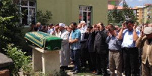 Ali Güvensoy’un eşi vefat etti
