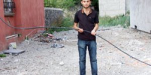Bağlantı Kabloları Yerlerde