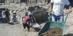 Anı’da Kazı Çalışmaları