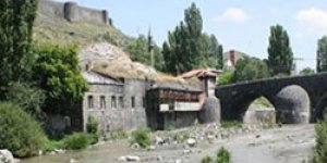 Kars Çayı pislik içinde