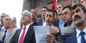 Teröre Karşı El Ele Yürüdüler