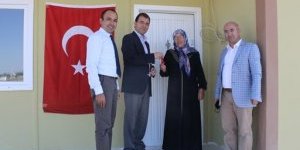 Aileler Yeni Evlerine Kavuştular
