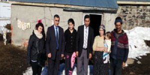 Kar, kış, ayaz demeden ikna ediyorlar