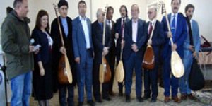 Uzun geçen kış gecelerini aşıklar ısıtıyor