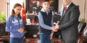 Şampiyonlardan Rektör Özcan’a Ziyaret