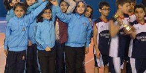 İl birincilerinin kupa sevinci…