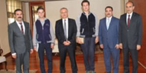 Öğrencilerden Vali Özdemir’e Ziyaret…