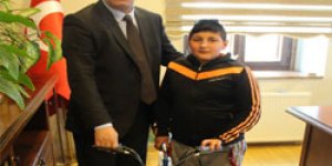 İlk bisikleti başkan yardımcısından!
