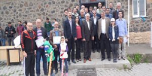 Uçurtma Doluya Takıldı