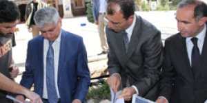 Vali İlk Gününde Sahaya İndi