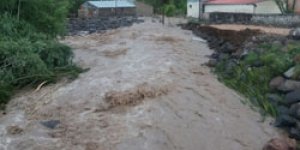 Kağızman’da Şiddetli Yağmur Köy Yollarını Ulaşıma Kapattı
