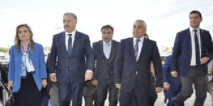 Arslan’dan Yaralı Askere Bayram Ziyareti