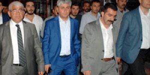 Protokol gece Kars’ı gezdi