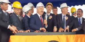 Kars-Digor-Tuzluca Bölünmüş yolun temeli atıldı
