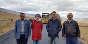 Köy yolları sıcak asfalta kavuşuyor