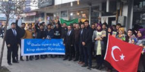 Kitap Okumayı Öğretiyoruz