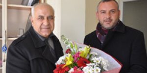 Özcan, öğretmenini unutmadı