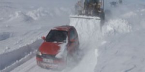 Tipiden araçlar yolda kaldı