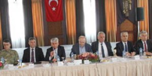 İçişleri Bakan Yardımcısı Karsta