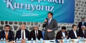 Bakan Zeybekci 3 bin kişiyle iftar açtı