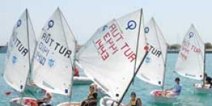 Çıldır Gölünde Yelken Yarışları