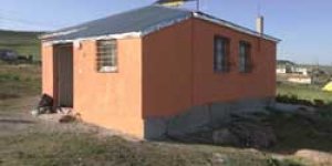 Evler hak sahiplerine teslim edildi