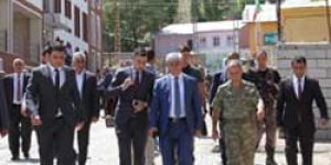 Vali Doğan, Digor’da