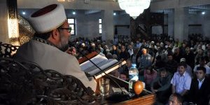 Bayram sabahı camiler doldu taştı