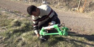 Cezasını sahada çekiyor