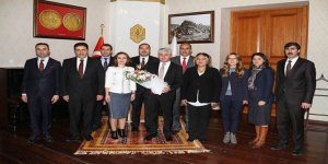 Öğretmenler Vali Doğan'ı Ziyaret Etti