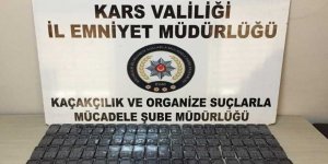 Kars’ta, 130 kaçak telefon ele geçirildi