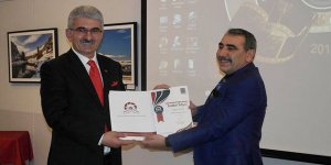 Özgen Beşli'nin Mersin'deki Kars Sergisi Büyük İlgi Gördü