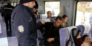 Kaçak göçmenlerin "Doğu Ekspresi" yolculuğu erken bitti