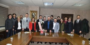Karslılar’dan Başkan Doğan’a ziyaret