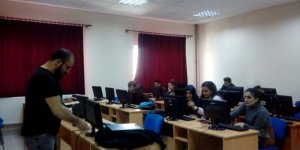 Kars’ta, 'Geleceğin Gazetecileri' yetiştiriliyor