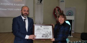 Kafkas Üniversitesi’nde "Aile İçi İletişim ve Kariyer" konulu seminer