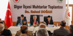 Vali Doğan, Digorlu muhtarlarla buluştu 