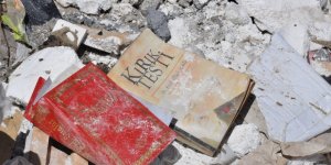Çöplükte FETÖ'nün kitap ve CD'leri bulundu