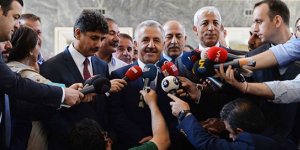 UDH Bakanı Arslan ve Kılıç Meclise kayıt yaptırdı