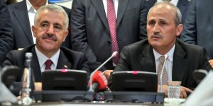Ulaştırma, Denizcilik ve Haberleşme Bakanı Ahmet Arslan görevini devretti