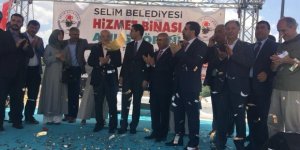 Selim yeni Belediye Hizmet Binası'na kavuştu