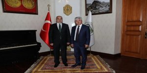 Erdem’den, Vali Doğan’a veda ziyareti