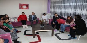 Kars Valisi Türker Öksüz’den anlamlı ziyaret