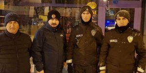 Dosta Güven, Düşmana Korku : Kars Emniyet Müdürü ve Jandarma Alay Komutanı Sokakları Yaya Olarak Geziyor