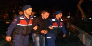 Yolcu otobüsünde 3 göçmen yakalandı 