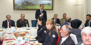 Vali Öksüz, şehit yakınlarıyla iftarda buluştu 