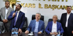 AK Parti Kars İl Başkanlığı’nda bayramlaşma 